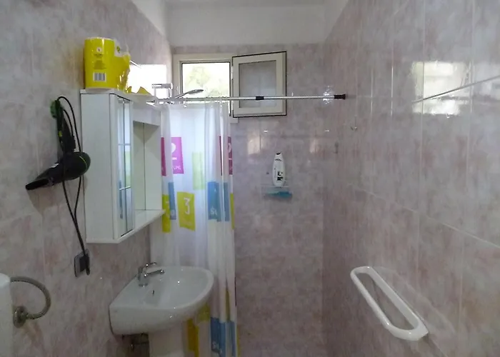 בית נופש Casa A 30 M Dal Mare *